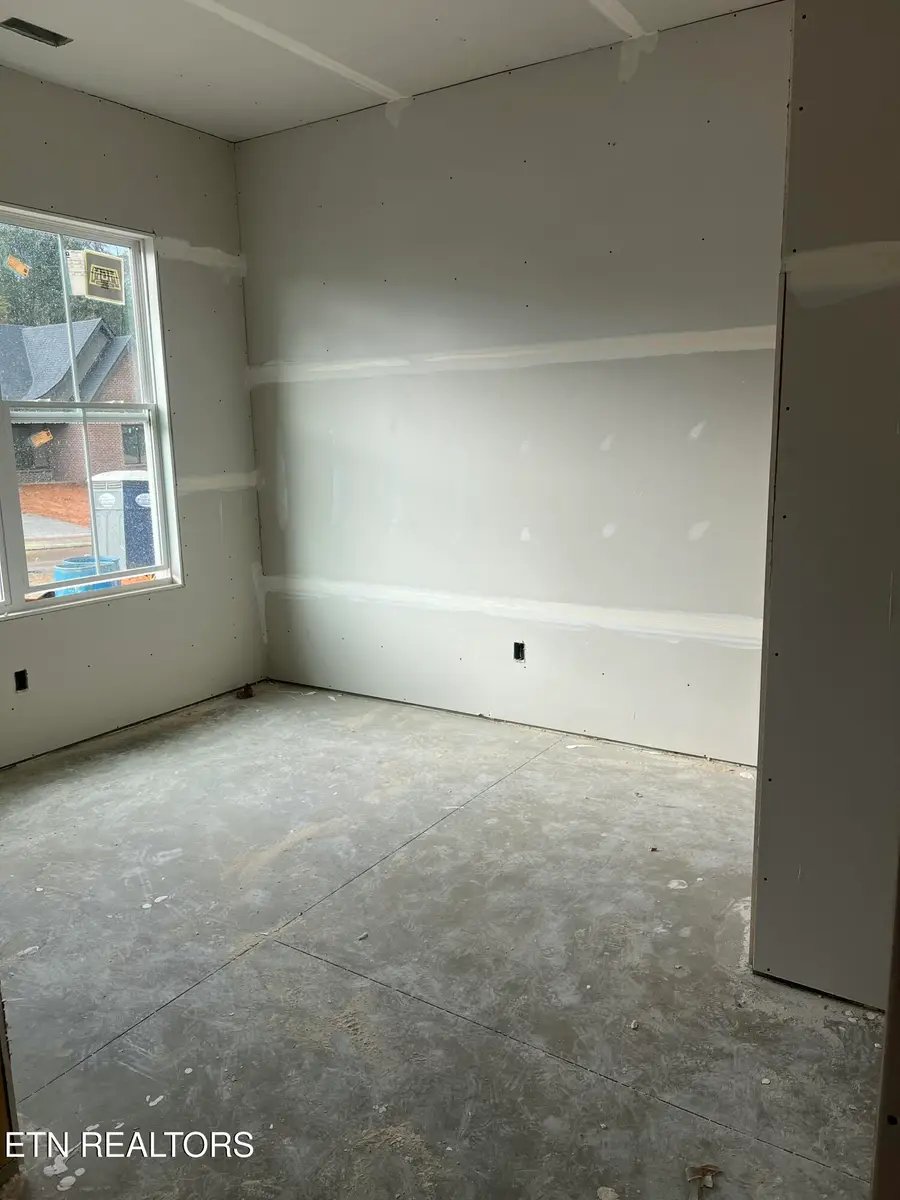 210 Limelight Lane, Lenoir City, TN 37772 - Image #3