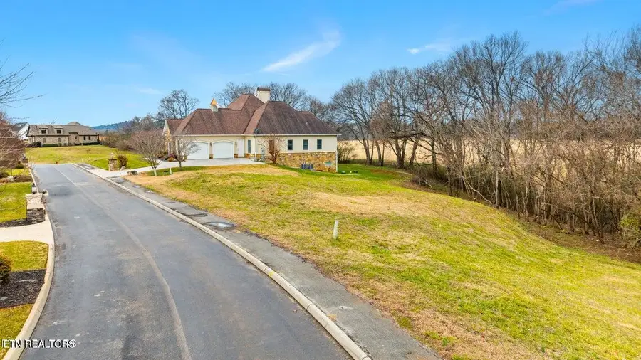 215 Watercrest Drive, Vonore, TN 37885 - #3