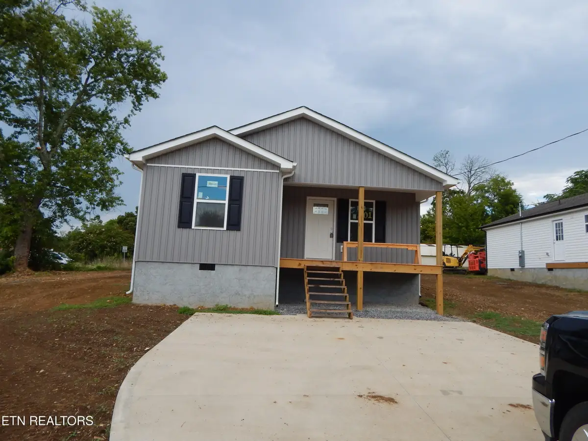 201 Kelsey St, Etowah, TN 37331 - Image #1