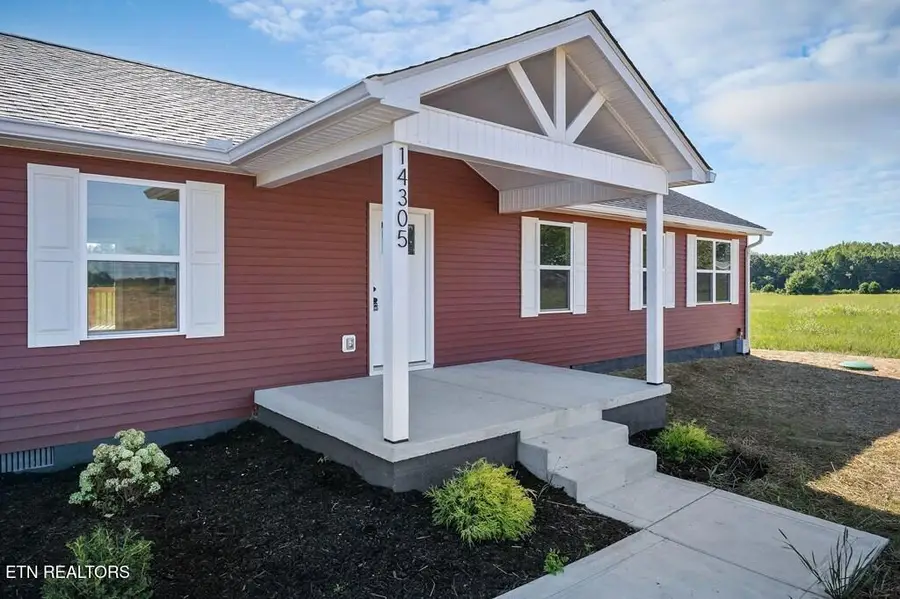 14305 Old Kentucky Rd, Walling, TN 38587 - Image #2