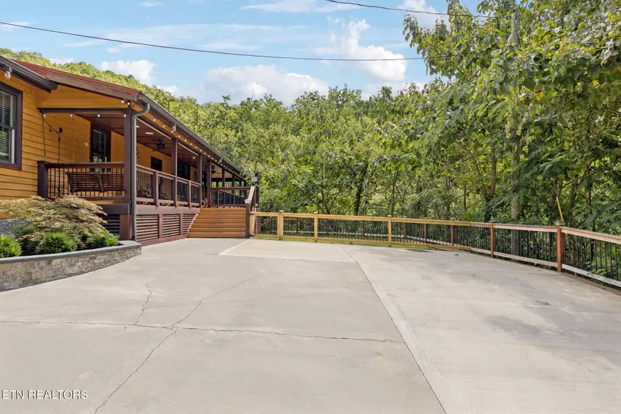2029 Windy Lane, Sevierville, TN 37876 - #2