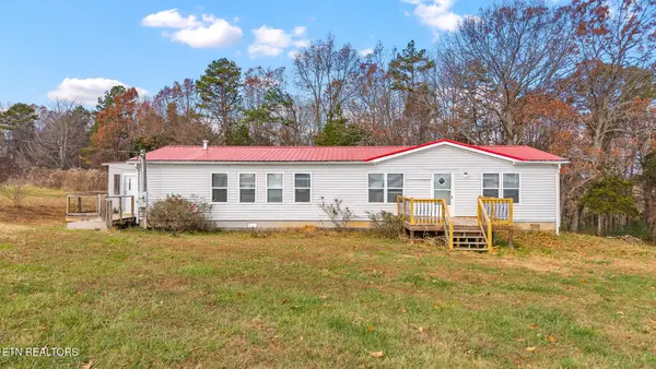 1007 Glenlock Rd, Sweetwater, TN 37874