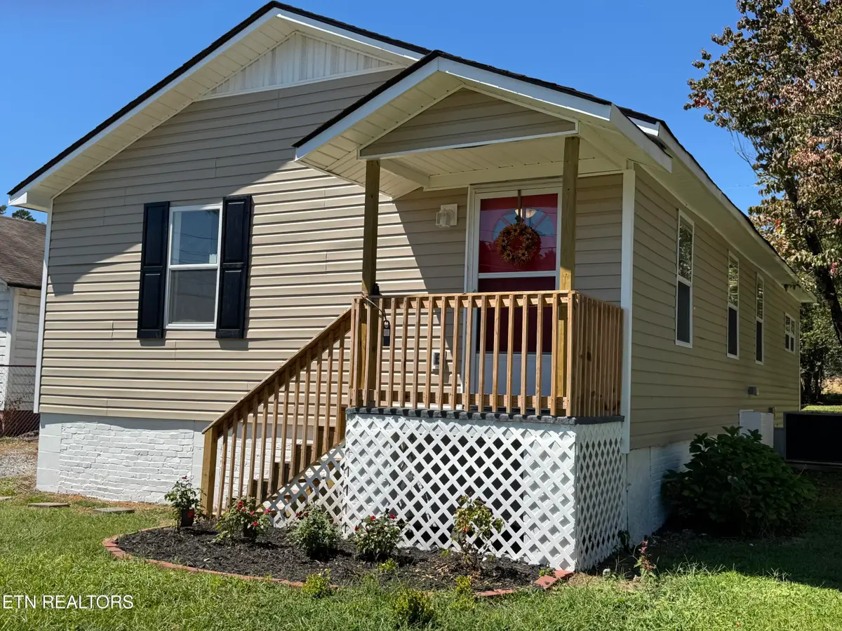 1812 SE Church St, Cleveland, TN 37311 - #1