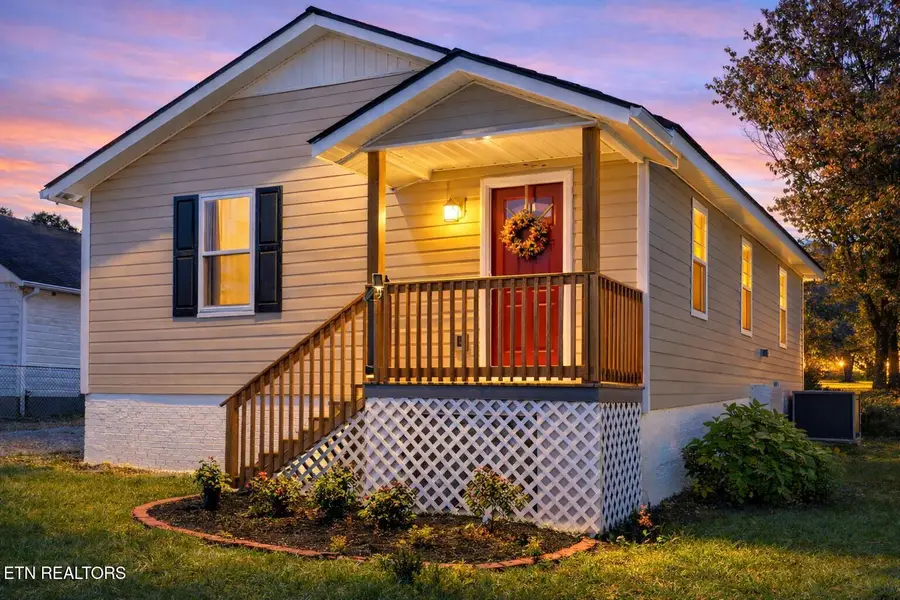 1812 SE Church St, Cleveland, TN 37311 - #2