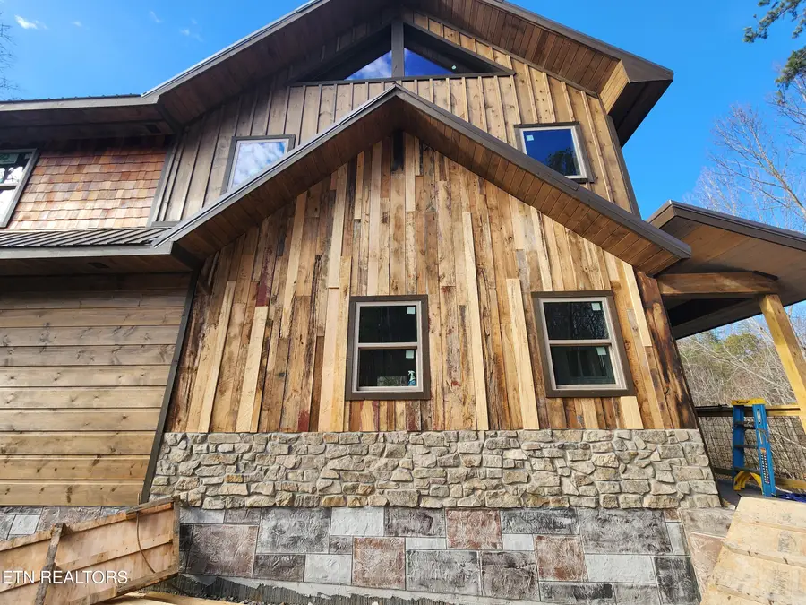 2733 Dogwood Loop Dr, Sevierville, TN 37876 - Image #2