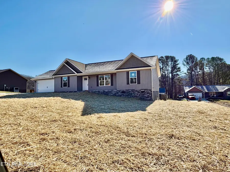 135 Milo Circle, Tazewell, TN 37879 - Image #3