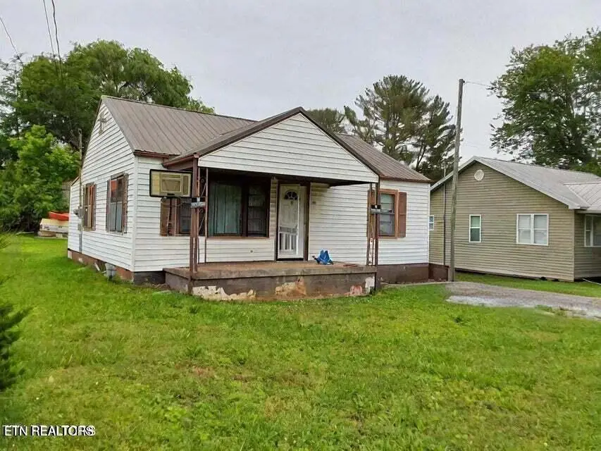 306 Warren Street, Athens, TN 37303 - Image #2