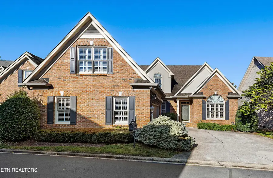 1105 Highgrove Garden Way, Knoxville, TN 37922 - Image #2