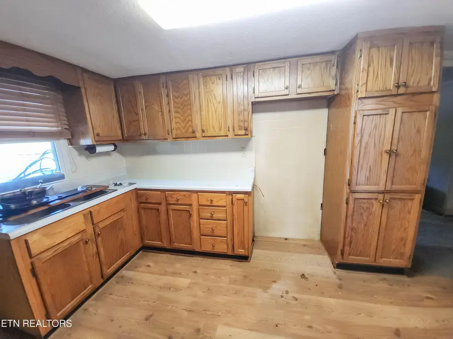 1356 Old Hwy 25 E, Tazewell, TN 37879 - Image #2