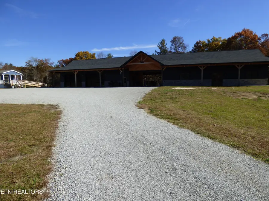 873 S Old Mail Rd, Crossville, TN 38572 - Image #2