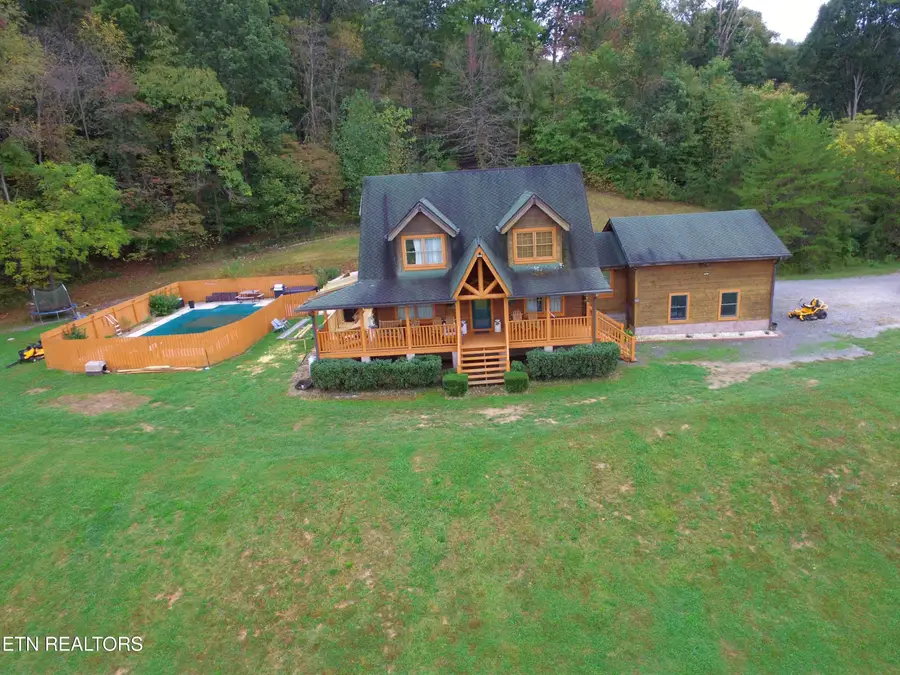 411 Cole Hollow Rd, New Tazewell, TN 37825 - Image #2
