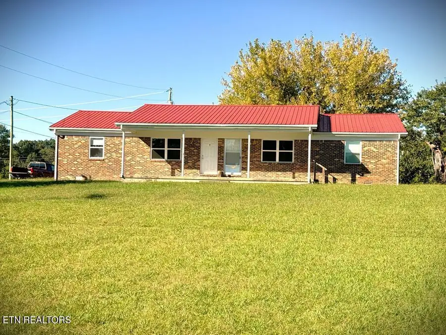 214 Lakeview Stable Rd, Livingston, TN 38570 - #2