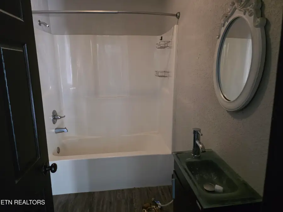 218 Burns St, Alcoa, TN 37701 - Image #2