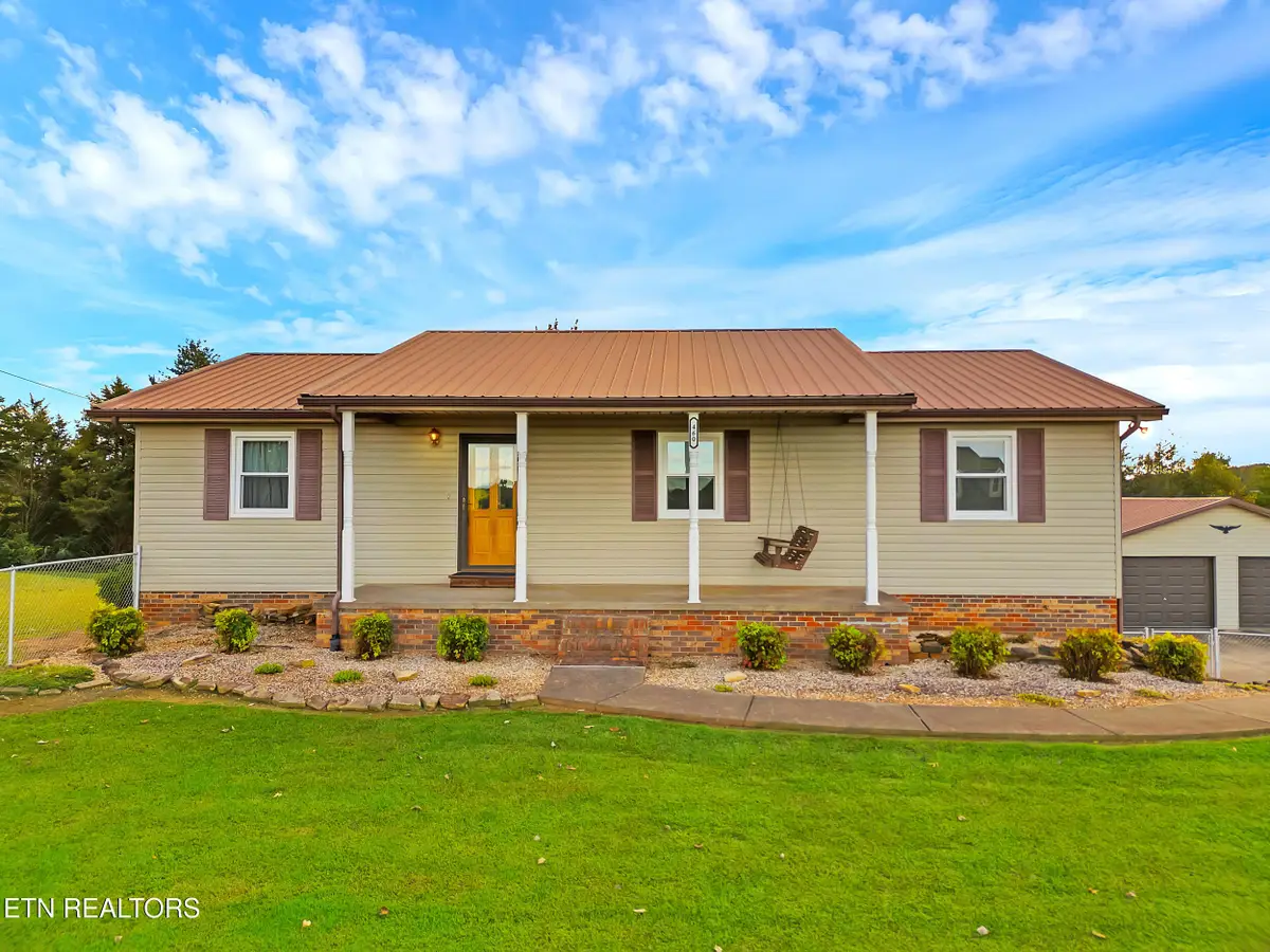 460 W Hills Drive, Mosheim, TN 37818 - Image #1