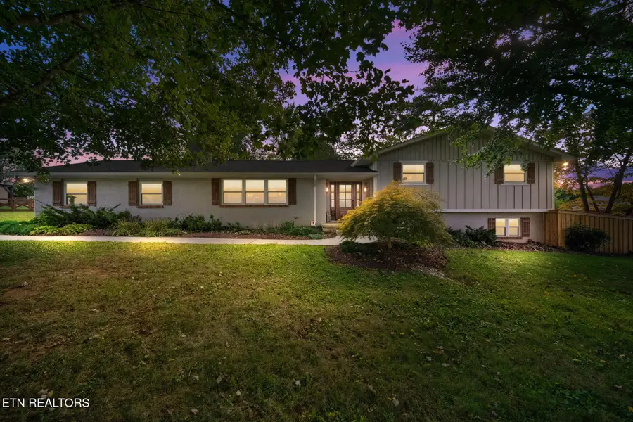 8220 Bennington Drive, Knoxville, TN 37909 - Image #2