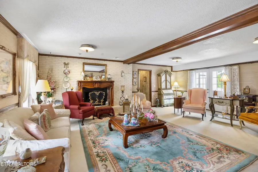 1020 Crooked Springs Rd, Knoxville, TN 37932 - Image #3