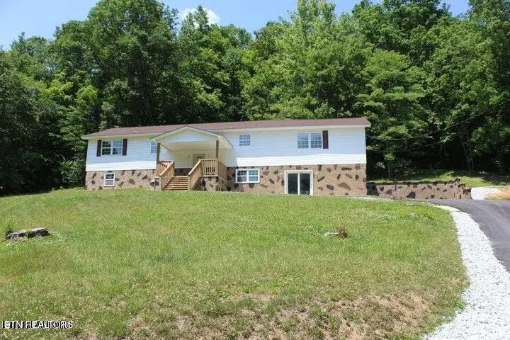 2915 Flat Hollow Rd, Speedwell, TN 37870 - Image #3