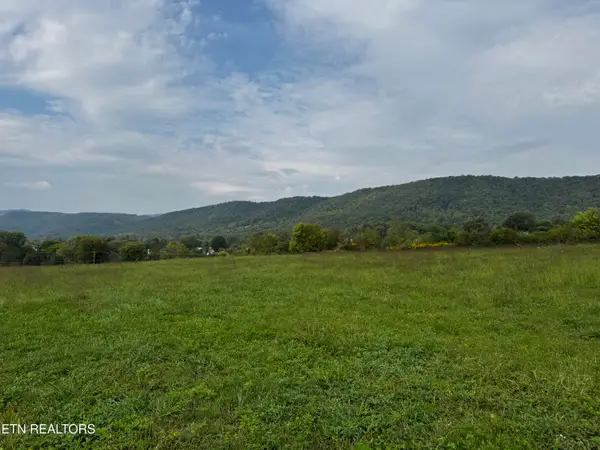 0 Eagle Bluff Rd, Jacksboro, TN 37757