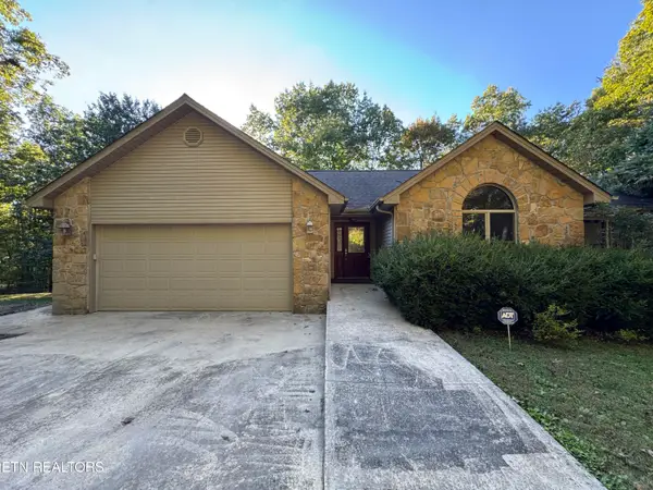 34 Cove Place, Monterey, TN 38574