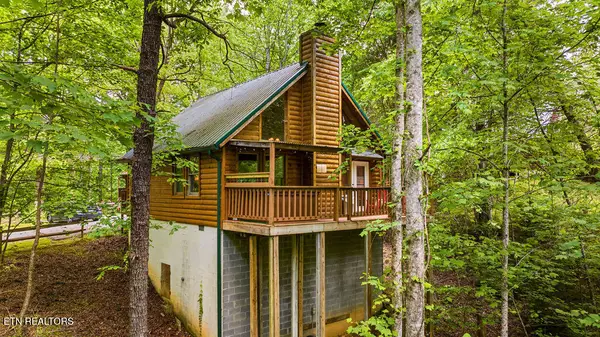 1452 Cupid Way, Sevierville, TN 37876