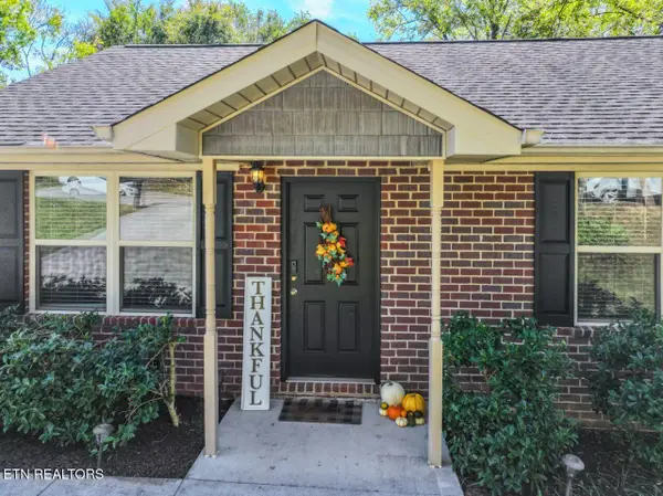 461 Robertsville Rd, Oak Ridge, TN 37830