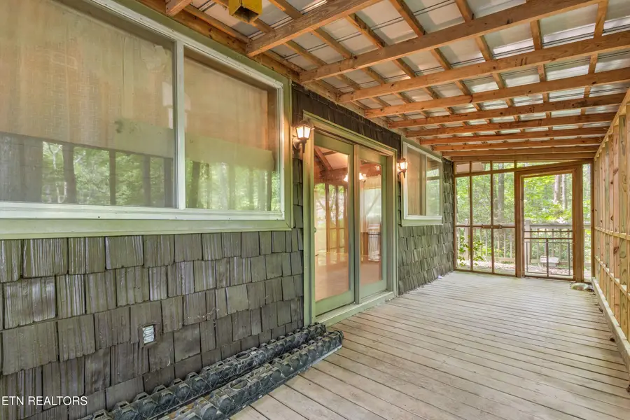 4539 Houge Way, Cosby, TN 37722 - Image #2