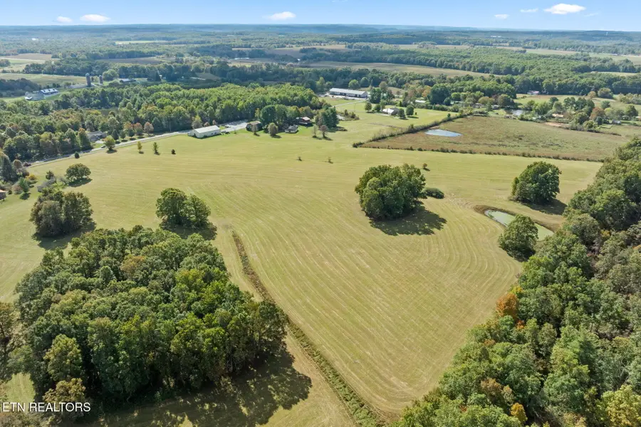 384 Miller Court, Crossville, TN 38571 - Image #2