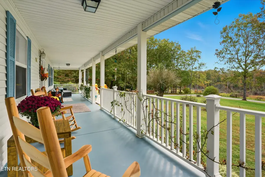 1569 Hollis Poore Rd, Jamestown, TN 38556 - Image #2