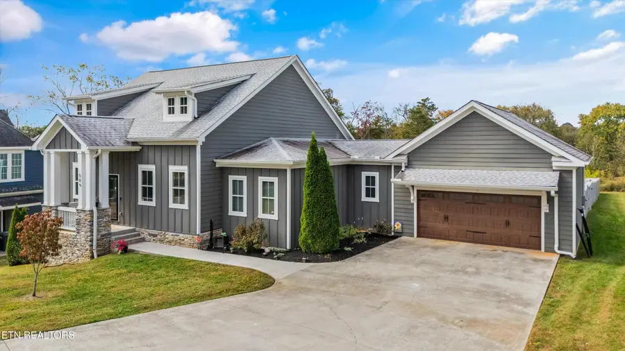 509 NW Broome Rd, Knoxville, TN 37909 - Image #3