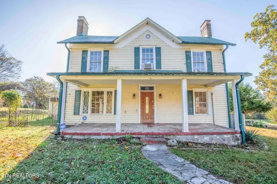 748 Martin Mill Pike, Rockford, TN 37853 - Image #3