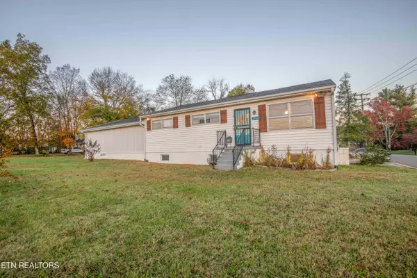 2931 E Emory Rd, Knoxville, TN 37938