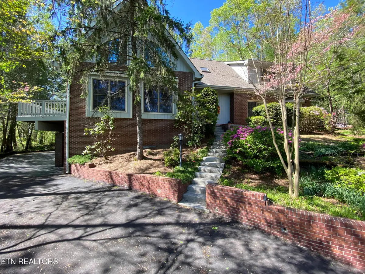 118 Mohawk Rd, Oak Ridge, TN 37830 - Image #1