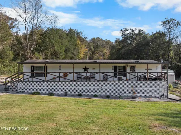 221 Sinnamon Ln, Rutledge, TN 37861