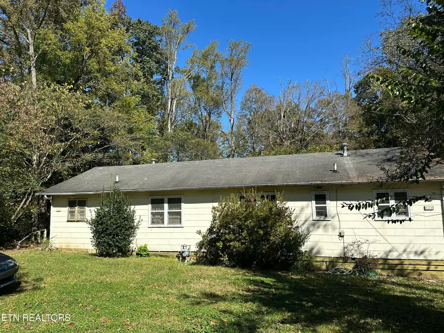 566 W Outer Drive, Oak Ridge, TN 37830 - Image #3