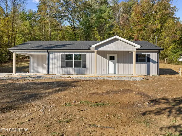 214 Old Lake City Hwy, Rocky Top, TN 37769