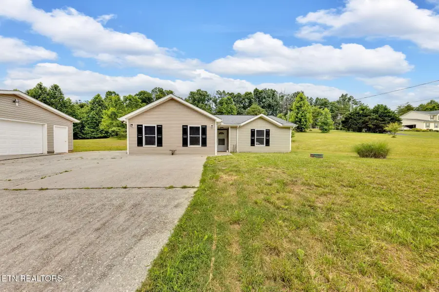 8040 Walt Way, Corryton, TN 37721 - #2