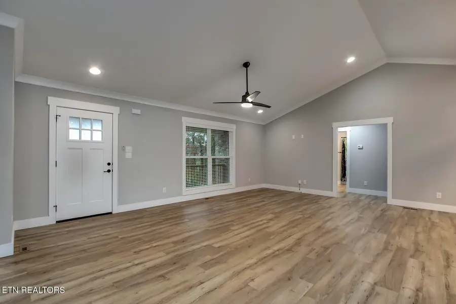 5602 Old Niles Ferry Pike, Greenback, TN 37742 - Image #3