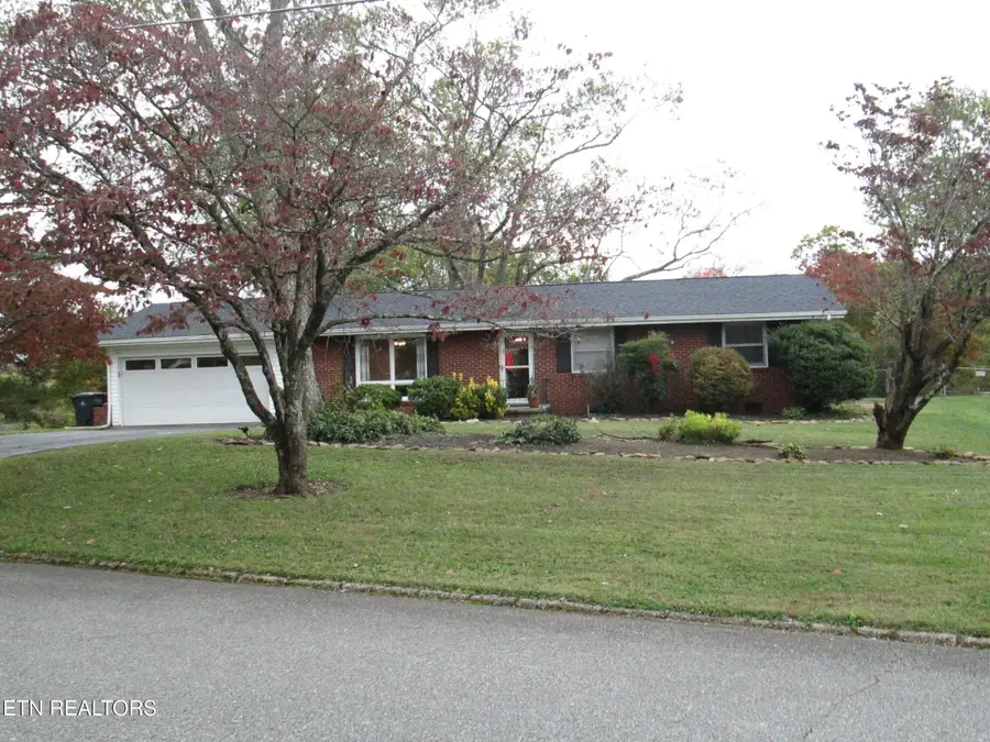 2308 Yorkcrest Drive, Knoxville, TN 37912 - Image #3