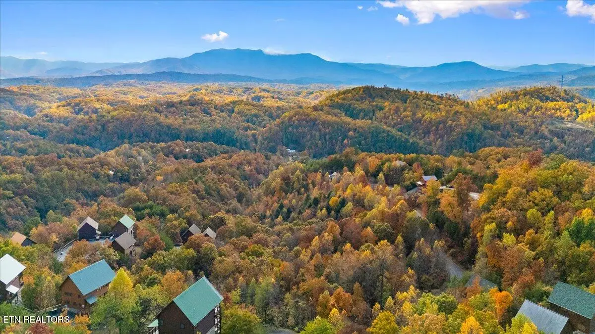 106-107 Angela Starr Drive, Sevierville, TN 37876 - Image #1