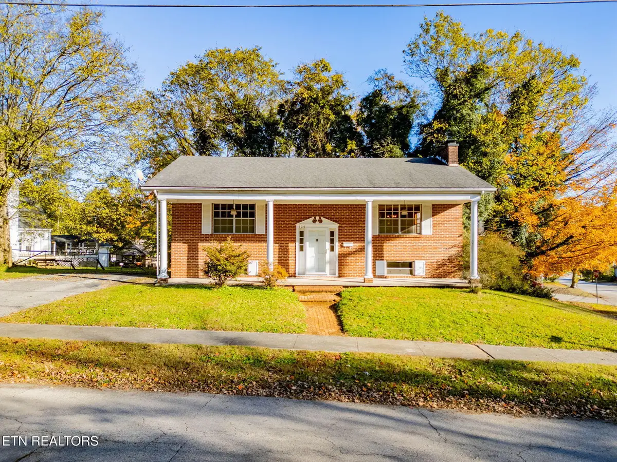 526 Margrave Drive, Harriman, TN 37748 - Image #1