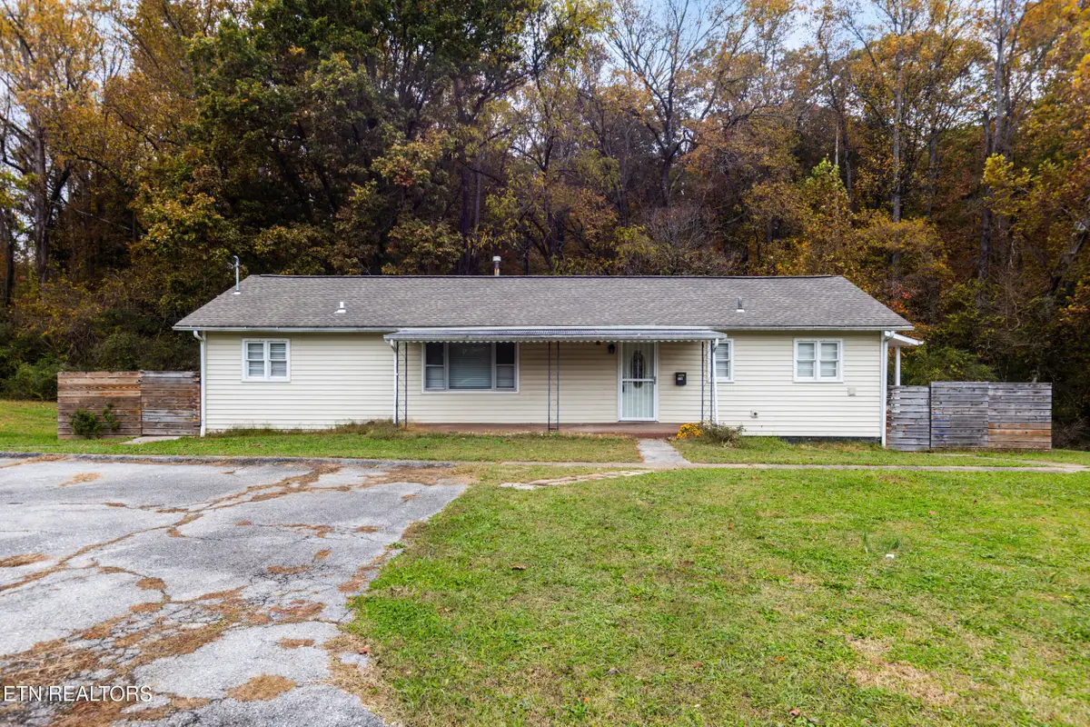 176 Hillside Rd, Oak Ridge, TN 37830 - Image #1