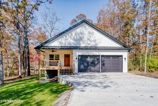 565 Grassland Rd, Crossville, TN 38572