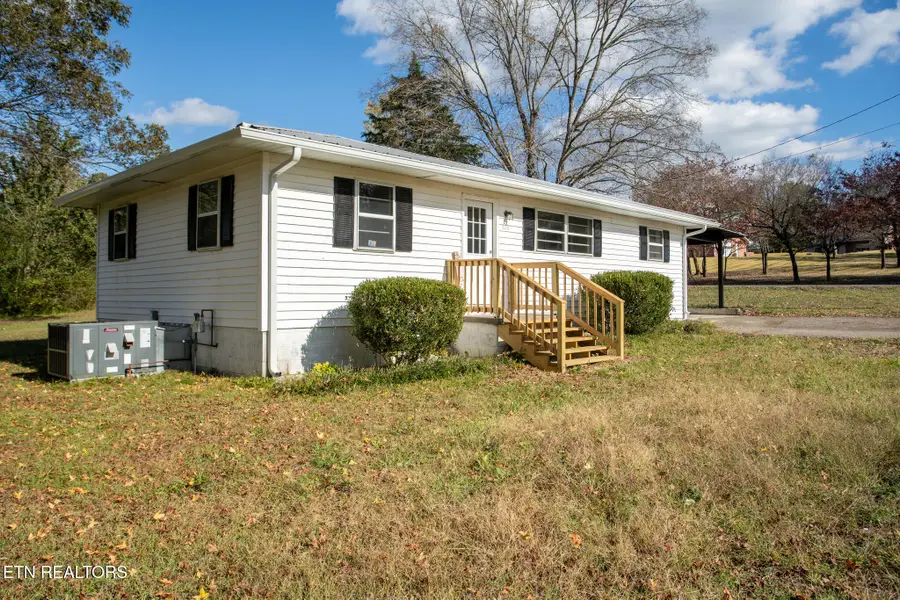 520 Chestuee St, Englewood, TN 37329 - Image #2