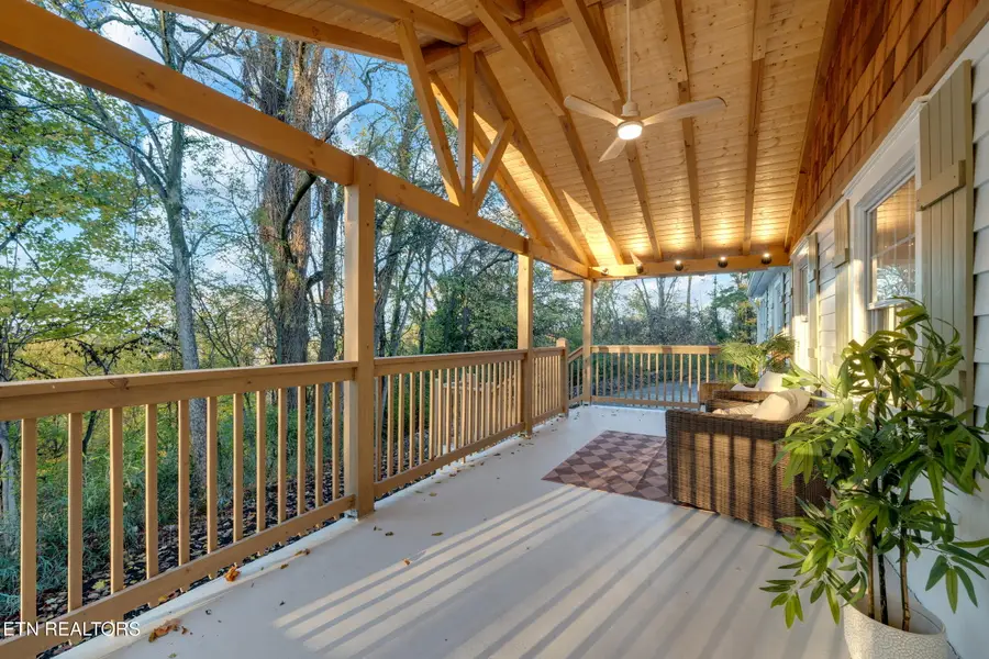 300 Larry Circle Circle, Knoxville, TN 37920 - Image #2