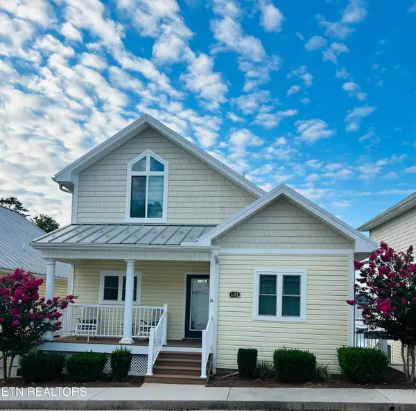 131 N Deer Vlg Lane #B, LaFollette, TN 37766