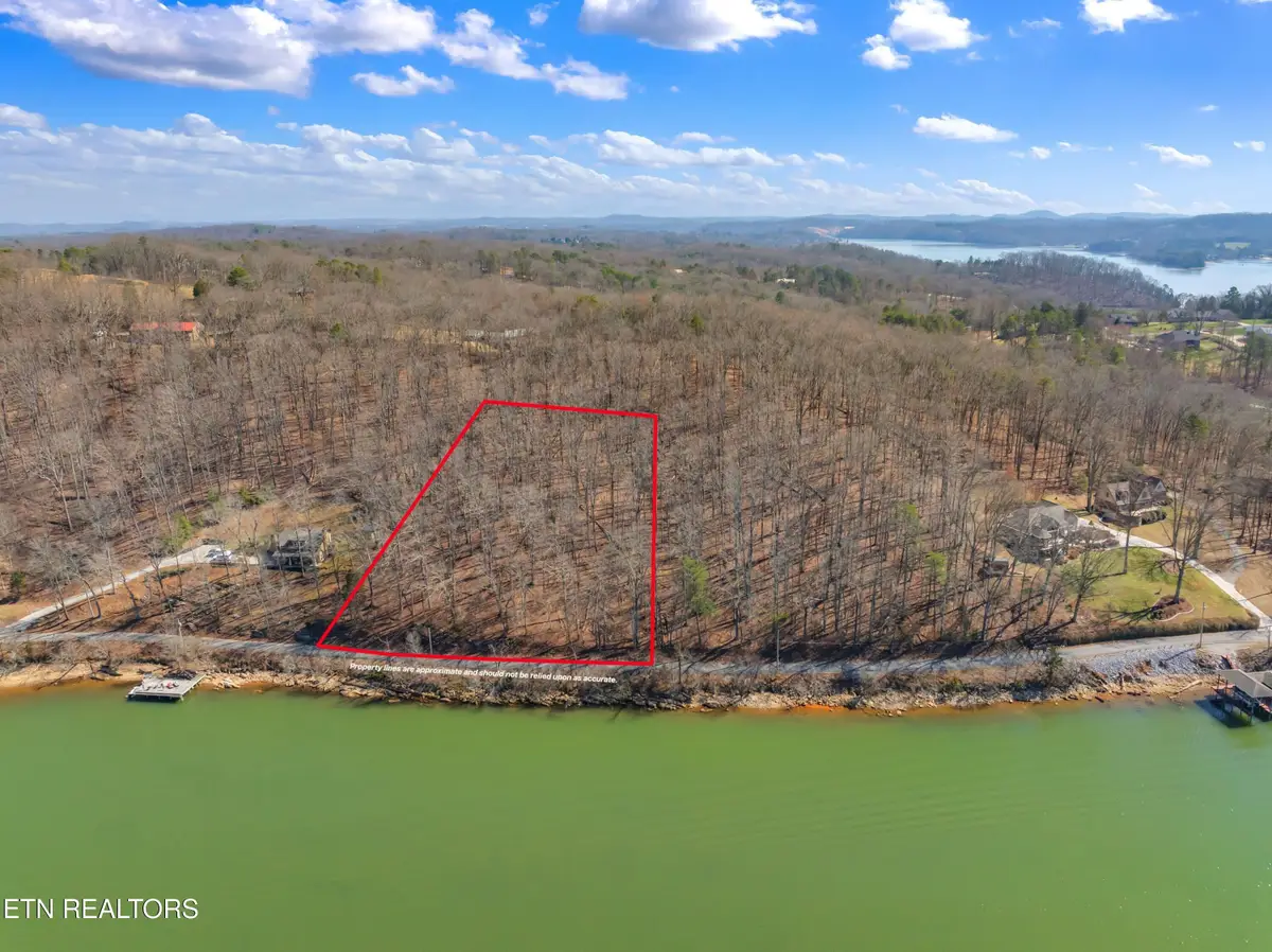 4775 Lakeside Drive, Lenoir City, TN 37772 - Image #1