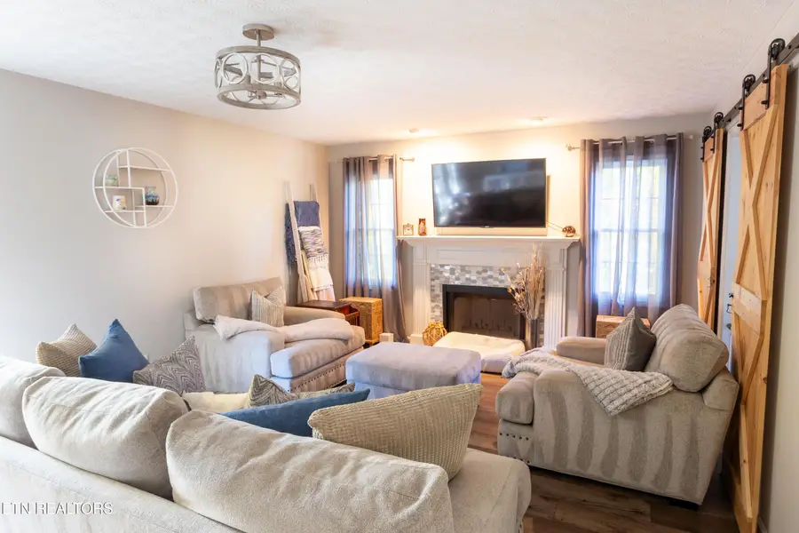 8942 Maple Ridge Lane, Knoxville, TN 37923 - Image #3