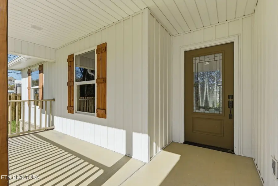 726 Green St, Wartburg, TN 37887 - Image #3