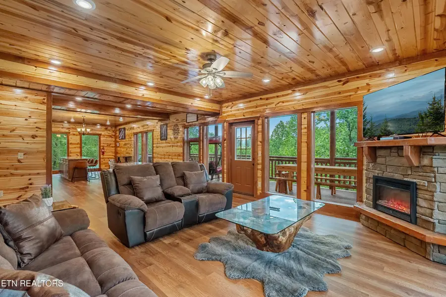 2864 Owens Rdg Way, Sevierville, TN 37876 - Image #3