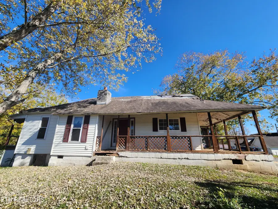 709 E Ash St, Lafollette, TN 37766 - Image #3